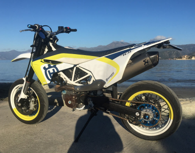 Husqvarna 701 supermot